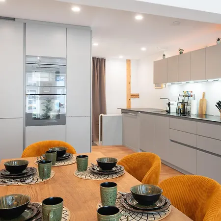 Leone - Golden Castle Loft - 120 M2 公寓 图恩